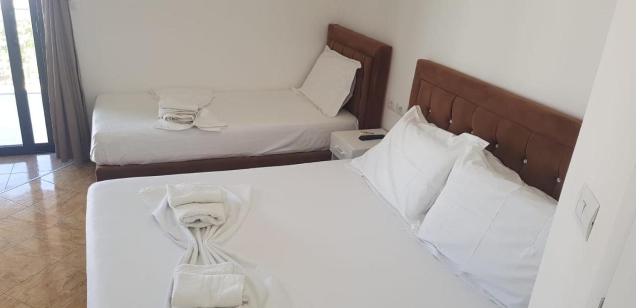 Apartments Villa Dovinefa Ksamil Eksteriør bilde